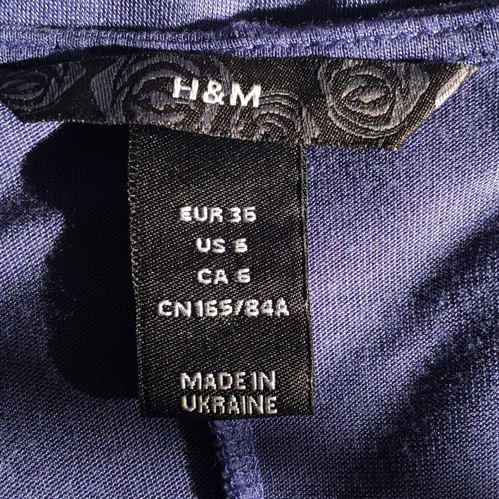 H&M Stormy Blue Wrap-Front Bodycon Dress | 3/4 Sleeve | Size 6 - Picture 6 of 8